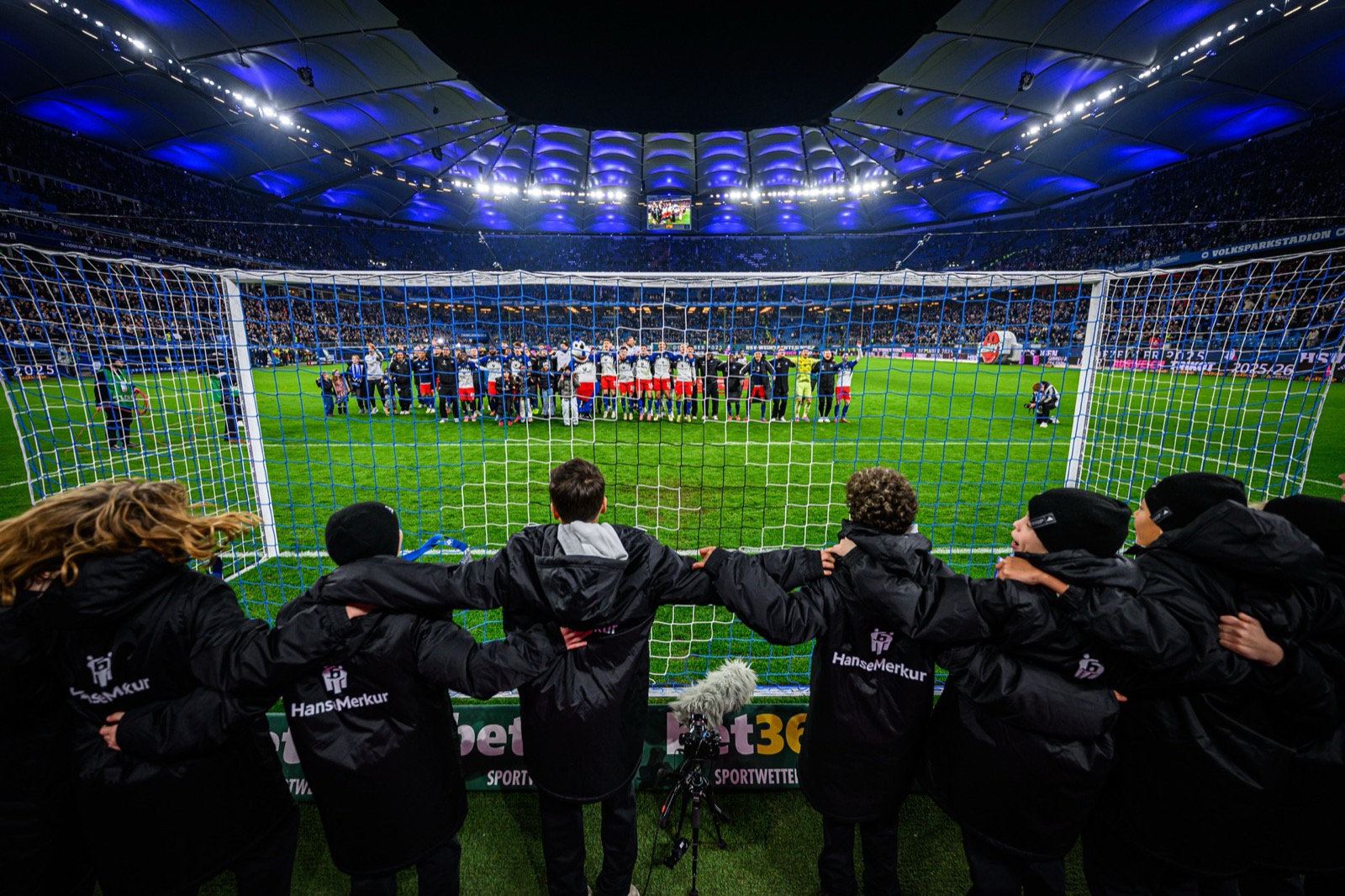 Sport-Fotografie: Fußball - Hamburger SV - VfB Stuttgart